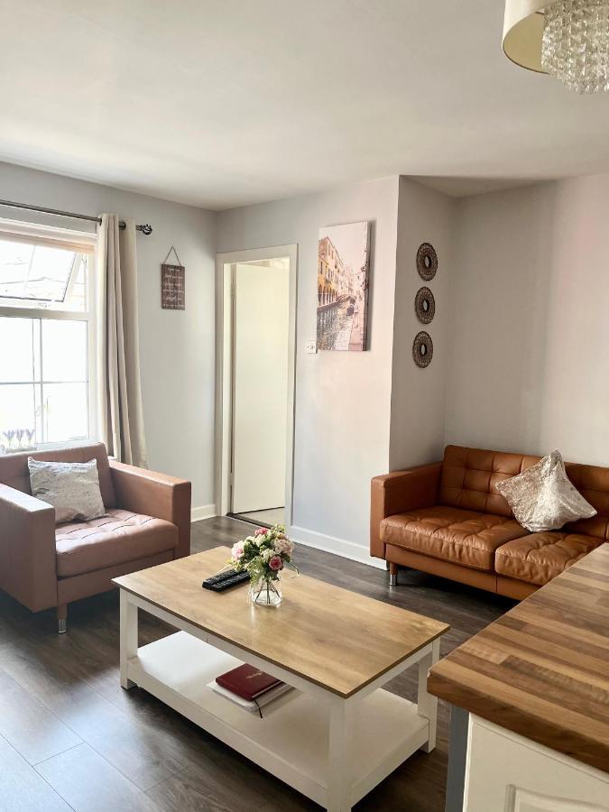 Trinity Apartments Four 1-Bedroom Apts Waterford City Centre Eksteriør billede