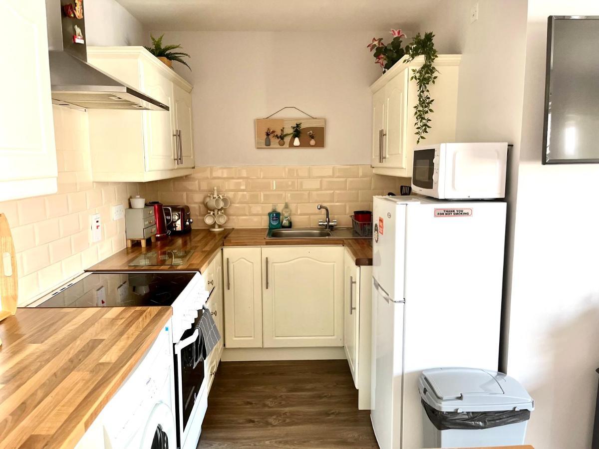 Trinity Apartments Four 1-Bedroom Apts Waterford City Centre Eksteriør billede