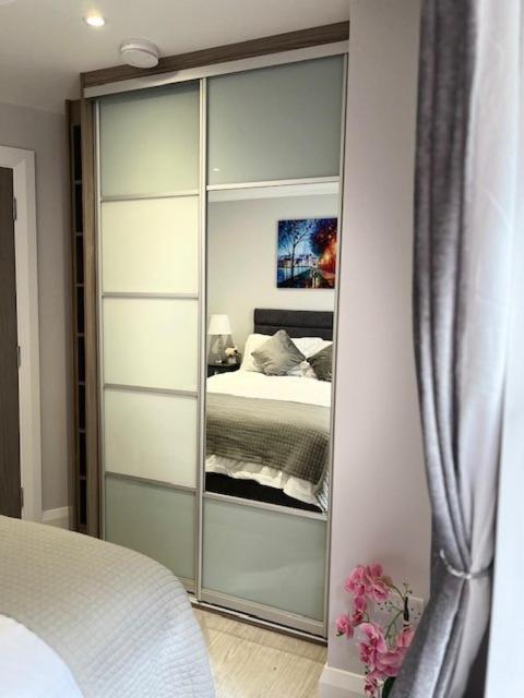Trinity Apartments Four 1-Bedroom Apts Waterford City Centre Eksteriør billede