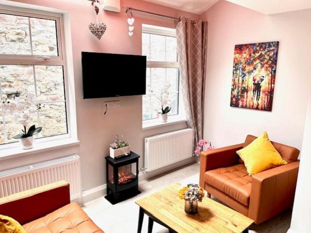 Trinity Apartments Four 1-Bedroom Apts Waterford City Centre Eksteriør billede